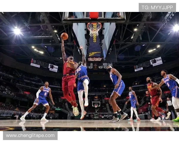 勇士与骑士对决再度上演经典之战 谁将笑到最后成为冠军之王