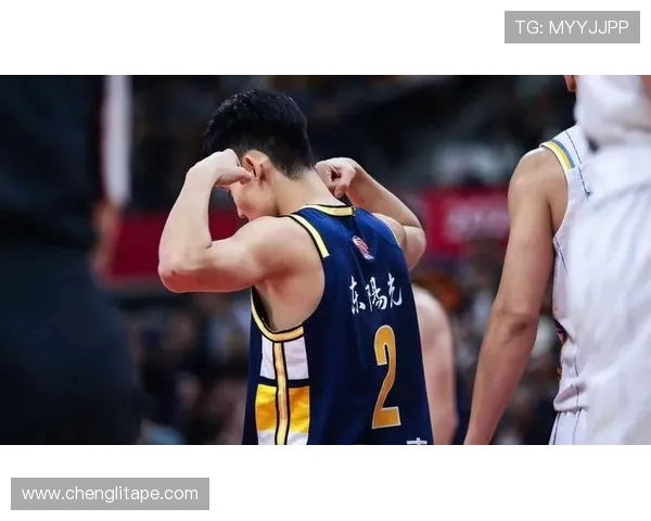 南京同曦主场迎战广东宏远强强对决上演精彩篮球盛宴