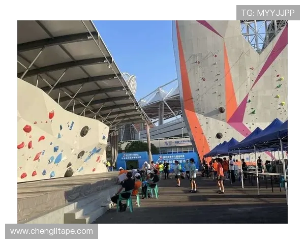 武汉攀岩队荣登攀岩状态排行榜第一名展现实力与风采