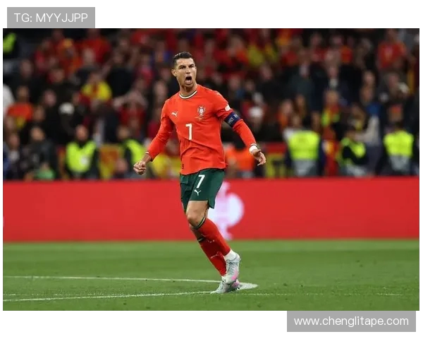 C罗在国际赛场上对阵比利时的精彩表现与历史交锋回顾