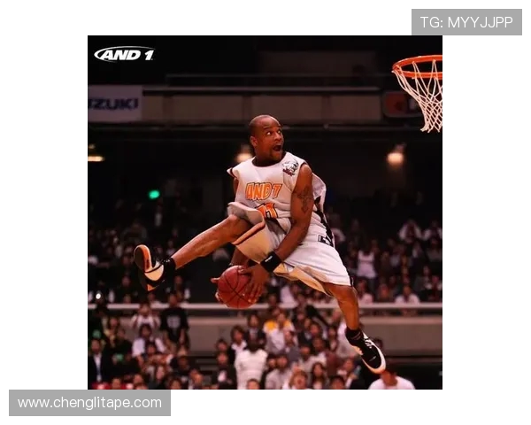 孙铭徽的篮球之路：从默默无闻到闪耀赛场的传奇成长故事